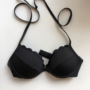 Black Scallop Edge push up Bikini Top